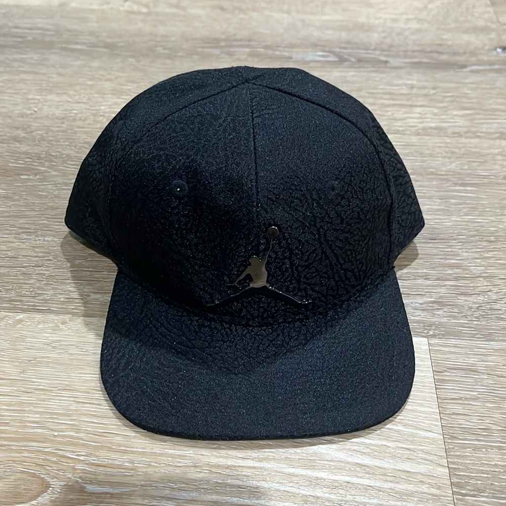 Jordan black elephant print infant hat